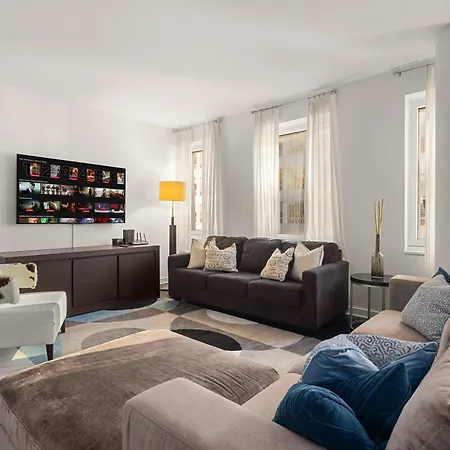 Delightful Nyc Apt